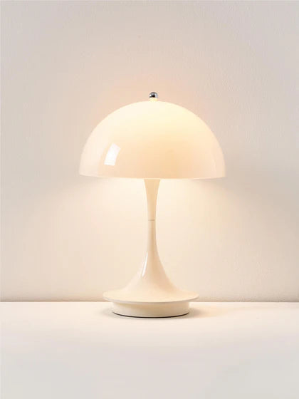Mobile dimmbare LED-Tischlampe Panthella 160, Design Verner Panton